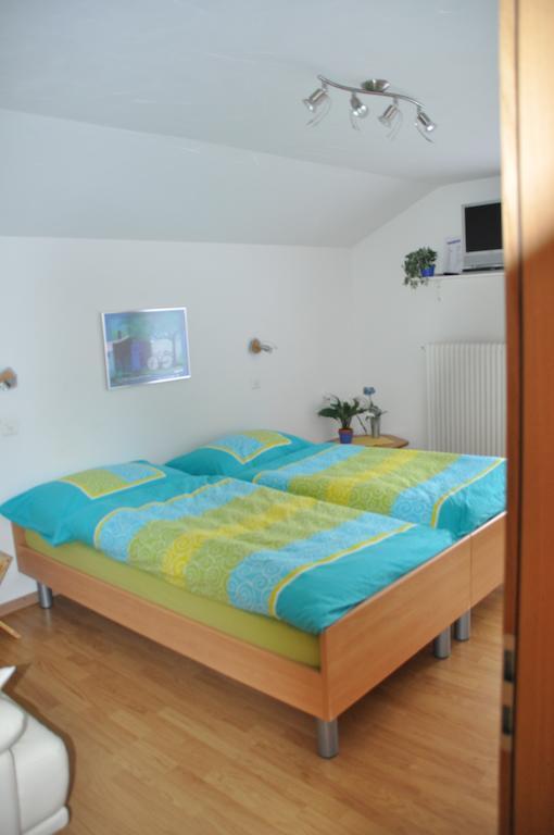 Apartmenthaus Holiday Saas-Fee Quarto foto